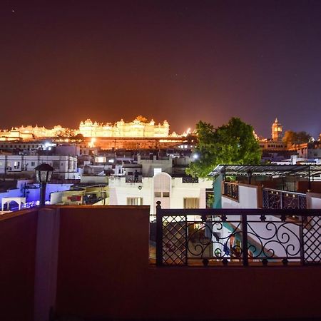 Oyo Home Heritage Stay Udaipur Exterior foto